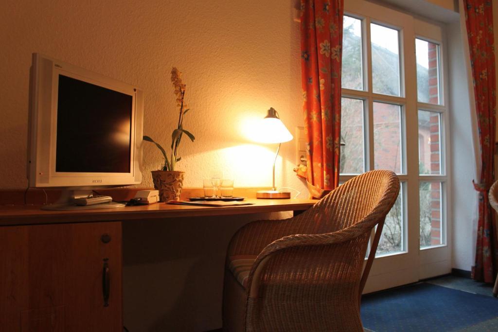 Hotel Alt Wittower Krug Wiek auf Rügen Eksteriør billede